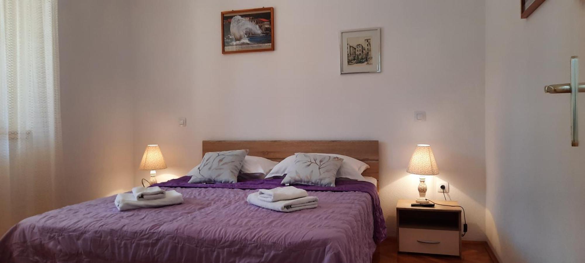 Apartments Villa Beba Komiža Екстериор снимка