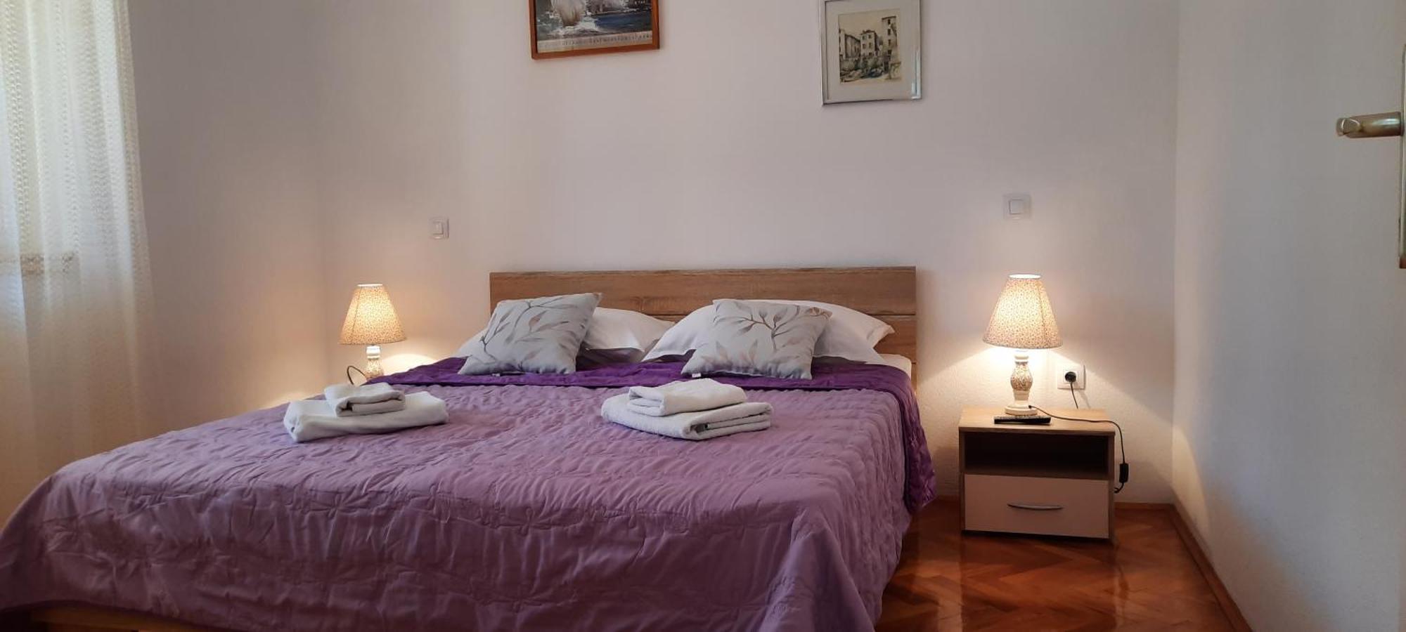 Apartments Villa Beba Komiža Екстериор снимка